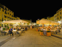 Lucca, Piazza dell'Anfiteatro (ph. © emilio dati – mondointasca.it)