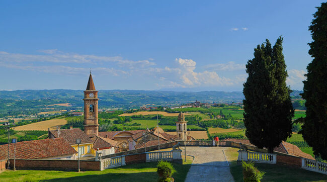 Castello di Govone panorama sulla città (ph. © emilio dati - mondointasca.it)