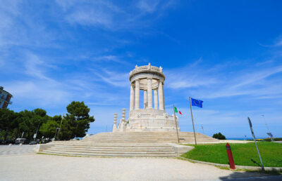 Ancona monumento ai Caduti della Prima-Guerra-Mondiale