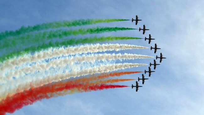 Air Show: lo spettacolo delle Frecce Tricolori sul Lago di Garda