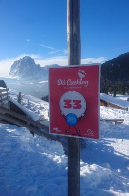 Cartello Ski Caching Val Gardena
