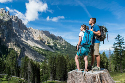 Escursioni nella natura osservare le Dolomiti(credit Val d'Ega)
