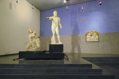 MUME statua marmorea di Nettuno