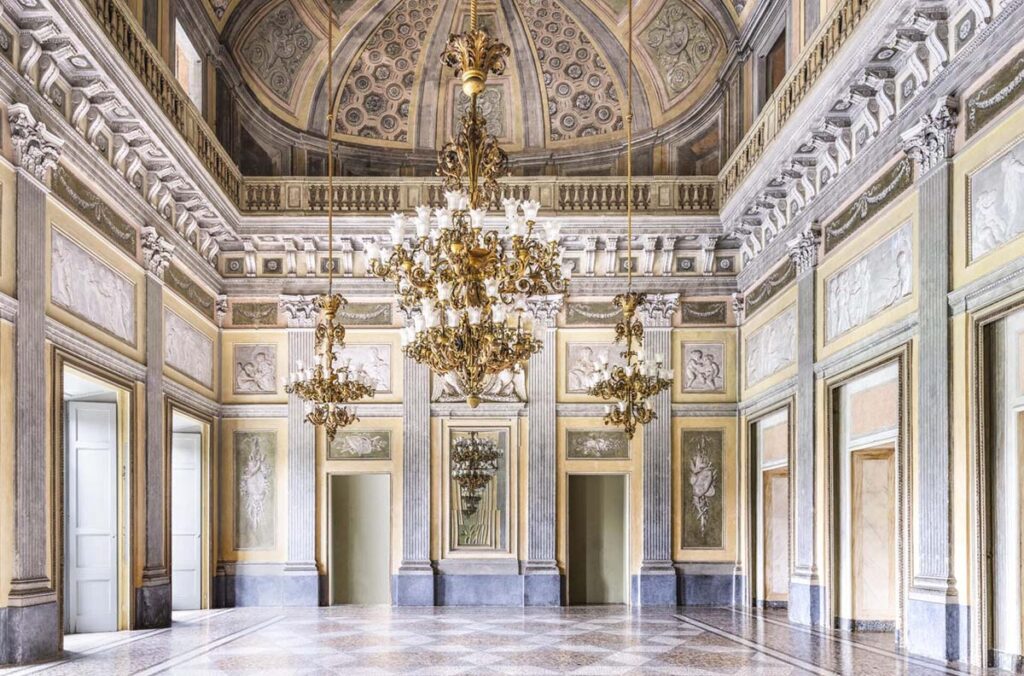 Villa Reale Monza Reggia Contemporanea Sala degli Arazzi (ph. © Massimo Listri)