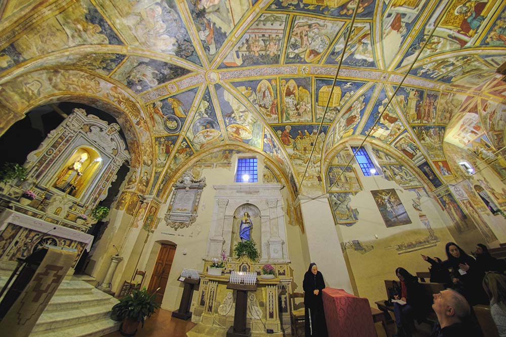 Basilicata Ripacandida, affreschi sulle volte della navata
