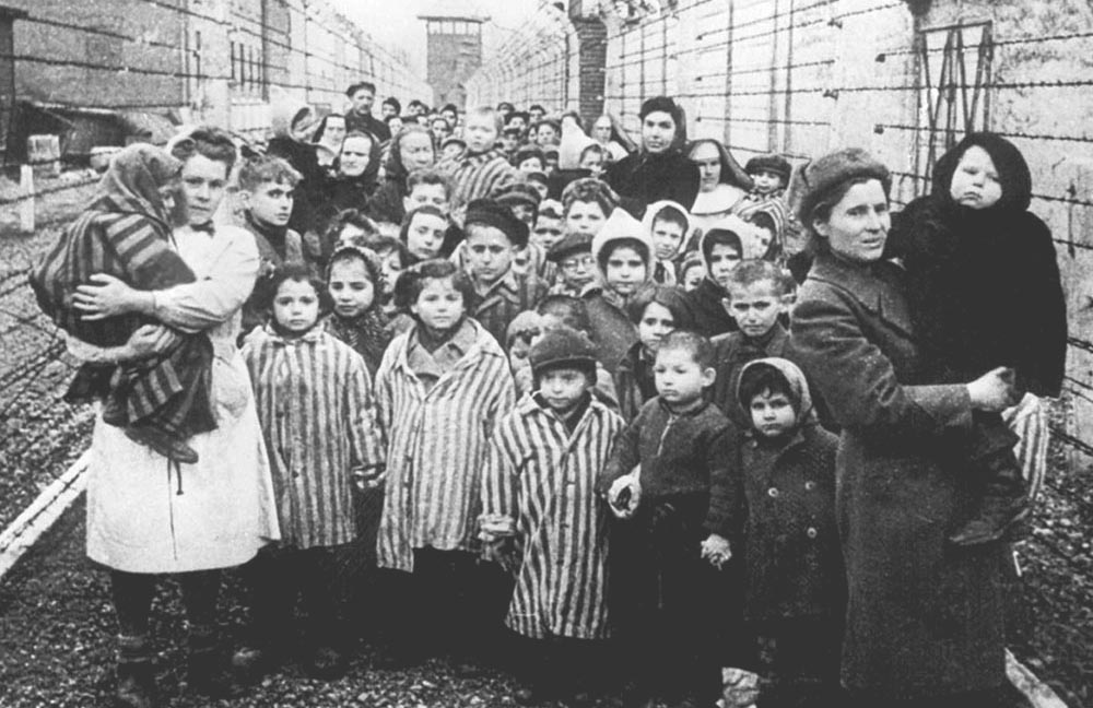 Auschwitz giorno della memoria bambini sopravvissuti