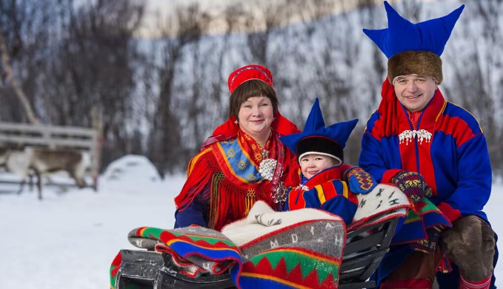 Famiglia Sami (crediti Visit Norway)