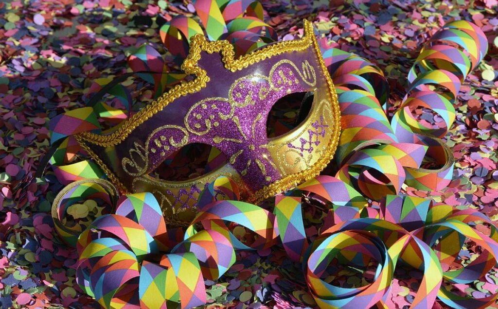 maschere di carnevale (ph. Annette da Pixabay mask)