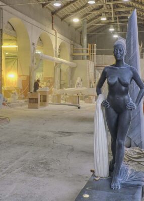Carrara calco di Naomi Campbell 2016 opera scultrice russa Aidan Salakhova
