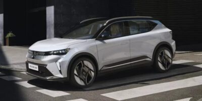 car of the year Renault Scenic electric Salone di Ginevra
