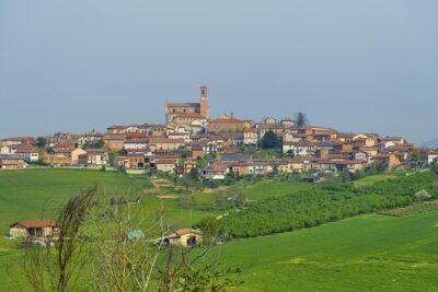 Grana Monferrato vista dalle vigne dell'azienda Garrone