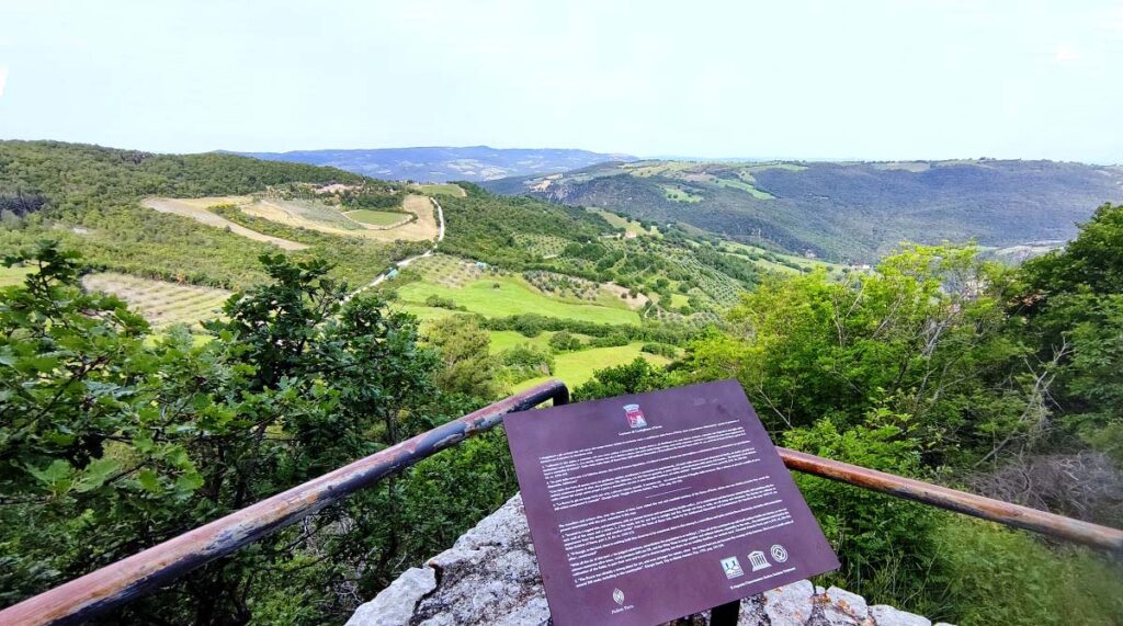 Val d'Orcia colline senesi Toscana Castiglione d'Orcia
