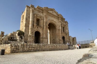 Jerash Arco di Adriano 