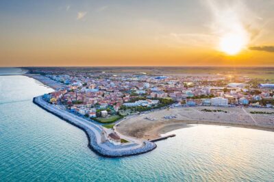 Veneto Caorle town and beach (© mdworschak Adobe Stock)