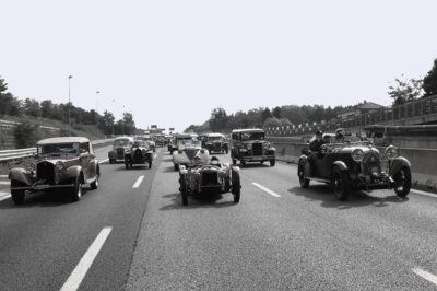 Autostrada Milano-Laghi corteo per il novantesimo