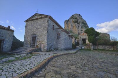 Cilento Sanseverino di Centola Salerno Chiesa di San Pietro 