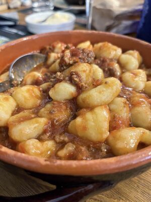 Valle Gesso Le tipiche cujette al sugo di carne