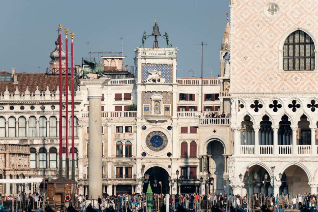 Aperture straordinarie Venezia Torre dei Mori con l'orologio