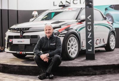 Miki Biason al Motor Show di Bruxelles davanti alla Ypsilon Rally 4 HF 