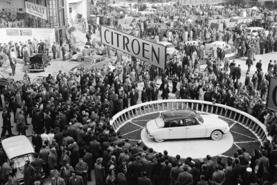 Citroen DS19 al Salone di Parigi 1955