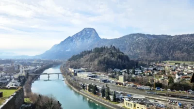 Tirolo austriaco Kufsteinerland valle fiume Inn