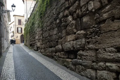 Ciociaria cuore antico del Lazio: Anagni, Alatri, Ferentino, Veroli 12 Lazio Ciociaria Hernica Saxa Anagni, Alatri, Ferentino, Veroli