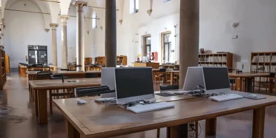Venezia Archivio di Stato sala studio ex refettorio del convento dei Frari