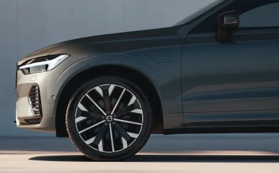 Motori & Stili di vita Volvo EX60 elettrica