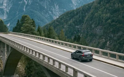 Motori & Stili di vita Volvo EX60 elettrica