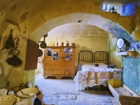 Basilicata Matera casa grotta