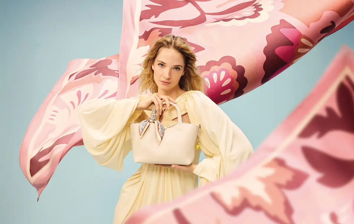 Primavera elogio colore foulard Carpisa sprig Shot