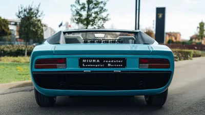 Lamborghini Miura P400 Bertone