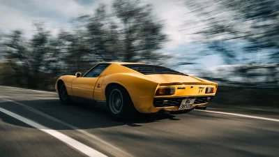 Lamborghini Miura SV