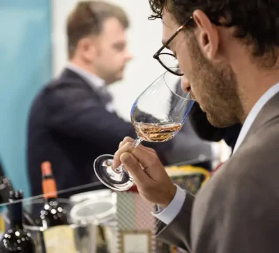Verona Fiere Vinitaly 2025 tasting