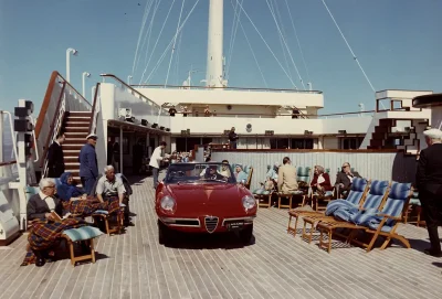 Alfa Romeo spider “Duetto”: una leggenda nata 60 anni fa 3 Alfa Romeo 1600 Spider Duetto, 1966