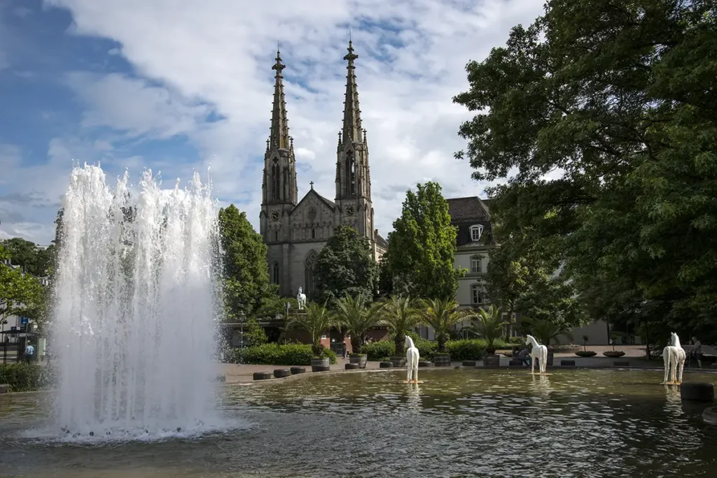 Baden-Baden, Terme, Belle Époque, parchi storici, acque curative,
