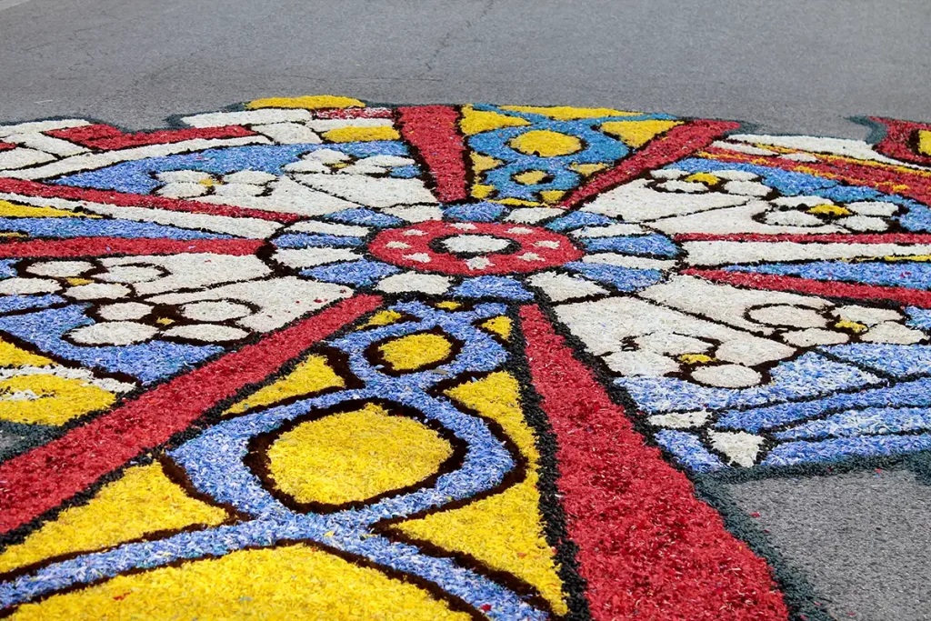 Marche - Infiorata Corpus Domini -Castelraimondo - Macerata