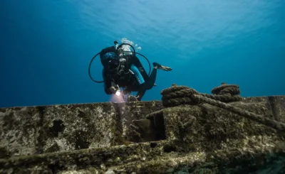 Oceano indiano, Maldive, atollo Noonu, relitto, Siyam World