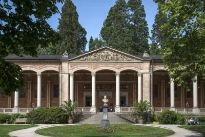 land Baden –Wurttemberg, Baden-Baden, Terme, Belle Époque, parchi storici, acque curative,