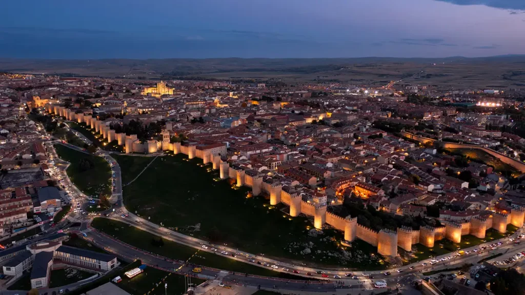 Ávila Giornate Medievali, Mercado de las Tres Culturas 2026, Feste medievali Spagna, Mura di Ávila UNESCO,