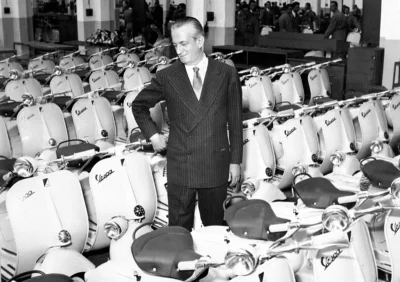 Vespa: 80 anni di mito in viaggio tra cinema, libertà e Made in Italy 3 Vespa icona del Made in Italy, itinerari in Vespa, raduni Vespa, viaggiare in Vespa