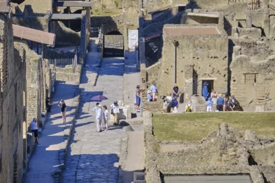 Sulle tracce dei Borbone: il fascino ritrovato della Strada Regia delle Calabrie 9 Napoli, Ercolano, Reggio Calabra, Strada Regia, Portici