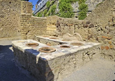 Sulle tracce dei Borbone: il fascino ritrovato della Strada Regia delle Calabrie 18 Napoli, Ercolano, Reggio Calabra, Strada Regia, Portici