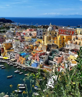 Napoli, Ischia e Procida in treno e traghetto: l'itinerario perfetto per un long weekend 6 weekend Napoli Ischia Procida - long weekend Napoli e isole