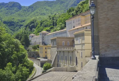 Sulle Tracce del Grand Tour: Incanti e Misteri lungo l’Antica Via delle Calabrie 5 Campania - Strada Regia delle Calabrie - Nocera Superiore -Cavade' Tirreni - Salerno