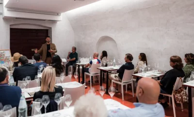 Weekend in Franciacorta: tra vigne, stelle e bollicine d’autore nella corte di Freccianera 4 Festival Franciacorta Freccianera, degustazione vino e astrologia, masterclass metodo classico
