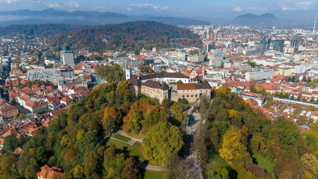 Idee weekend novembre a Lubiana tra città e colori autunnali