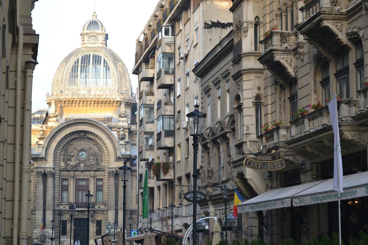 Home 13 La Piccola Parigi Bucarest tra palazzi storici e architettura urbana
