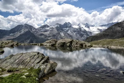 Home 38 viticoltura eroica Valle d'Aosta, Crotta di Vegneron, Fumin affinamento miniera, vini autoctoni valdostani