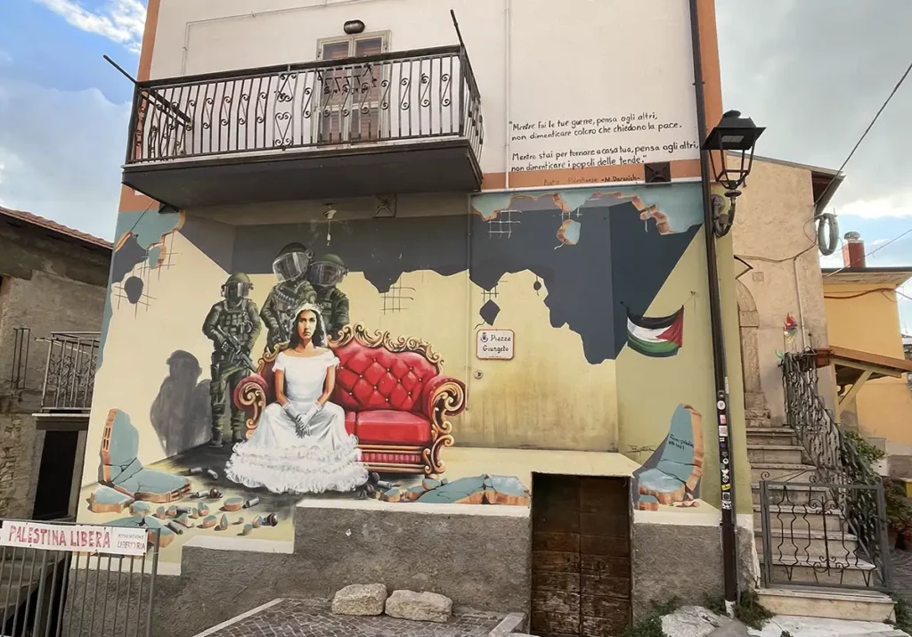 Marsica itinerario Abruzzo, street art di Aielli 
